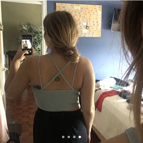 Aritzia Wilfred Seafoam Crop Top - Picture 4 of 4